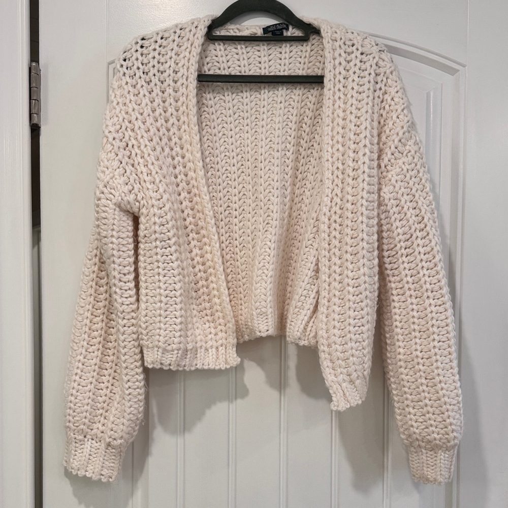 Wild Fable Soft Cream Knit Cardigan